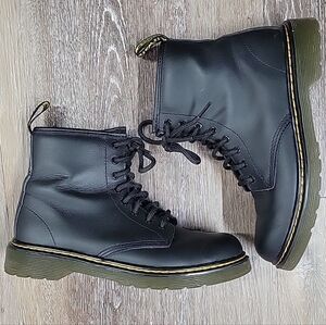 Doc Dr Marten 1460 J black Leather Combat Boots Size Mens 4 Womens 5